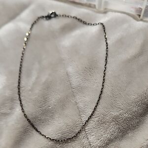 13 inch - Elegant Black and Gold Chain Necklace
